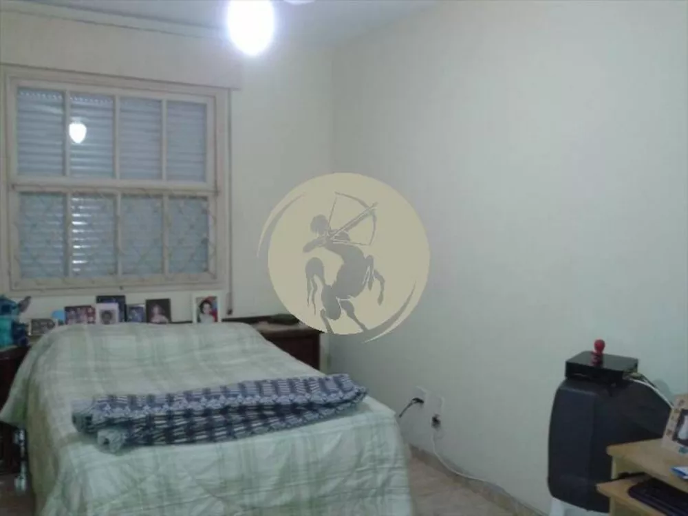 Apartamento à venda com 2 quartos, 70m² - Foto 4