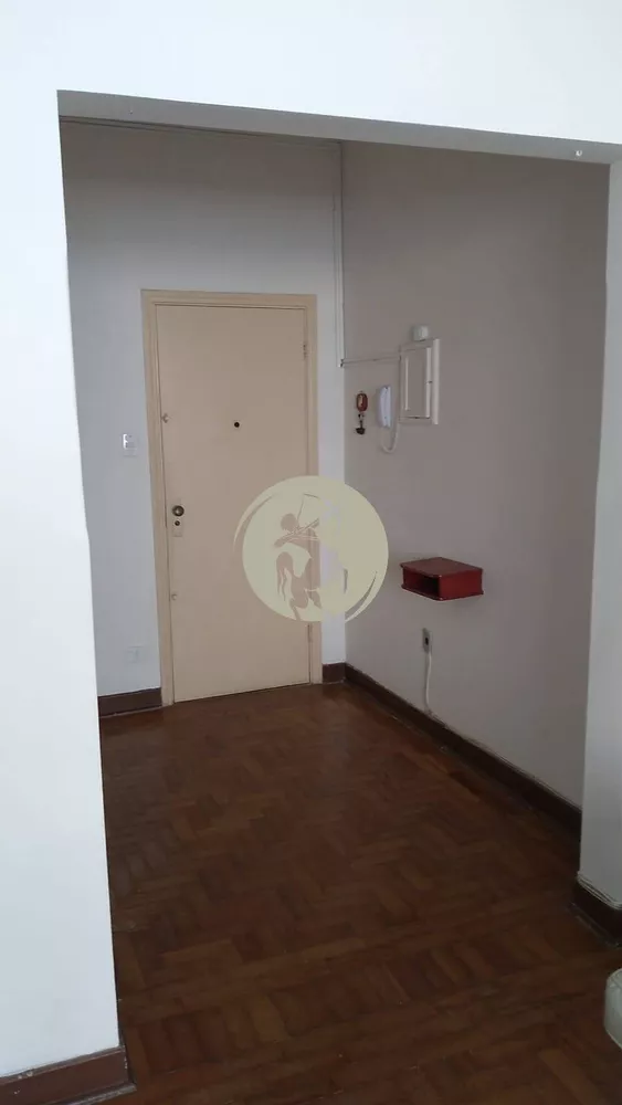 Apartamento à venda com 3 quartos, 100m² - Foto 2