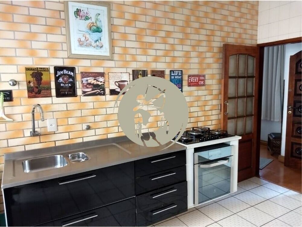 Casa à venda com 3 quartos, 264m² - Foto 3