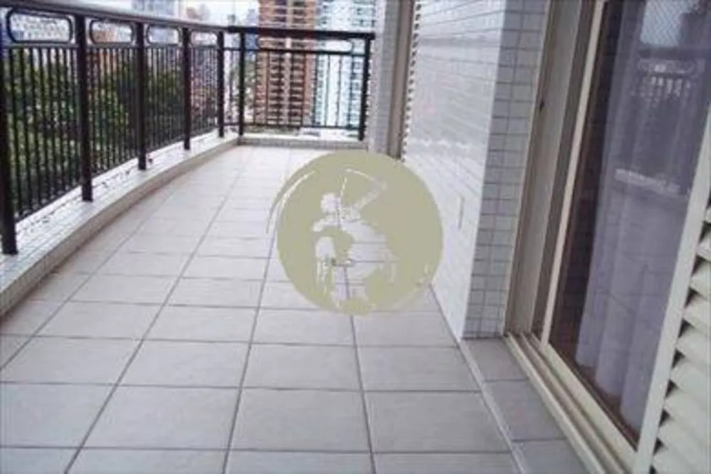 Apartamento, 3 quartos, 185 m² - Foto 2