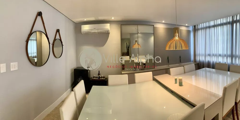 Apartamento para alugar com 4 quartos, 233m² - Foto 3