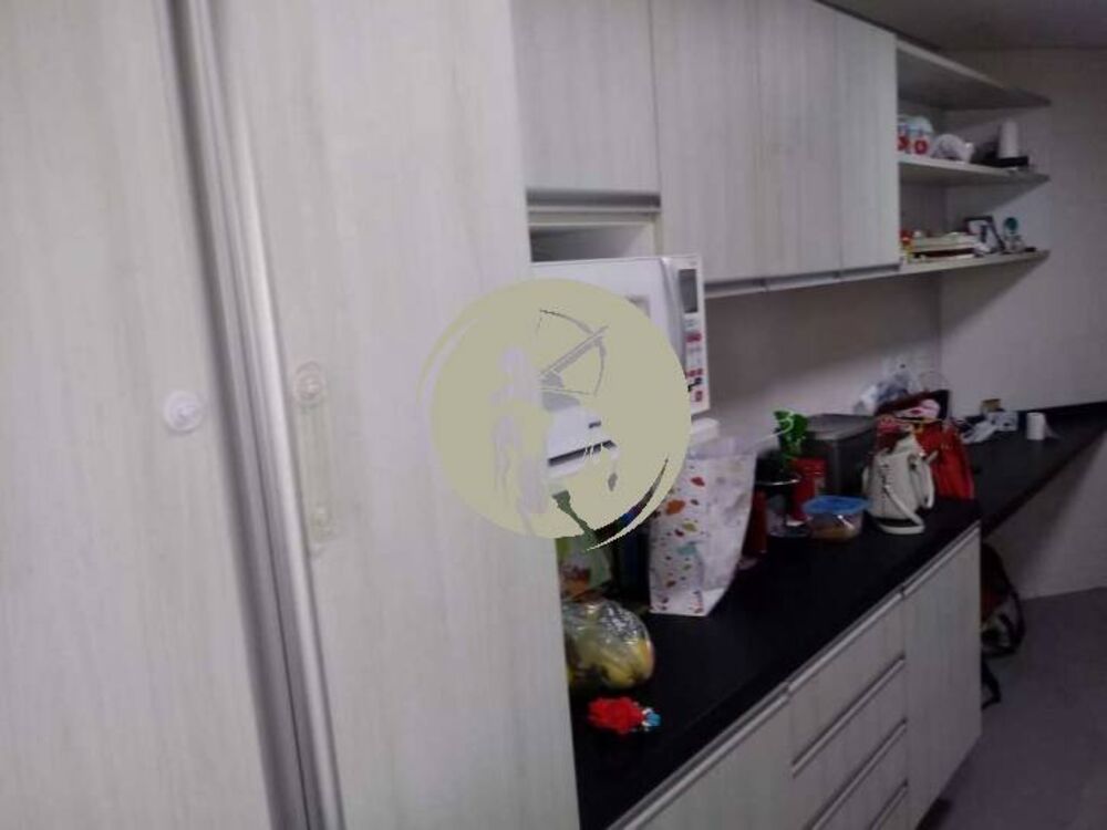 Apartamento à venda com 3 quartos, 150m² - Foto 11