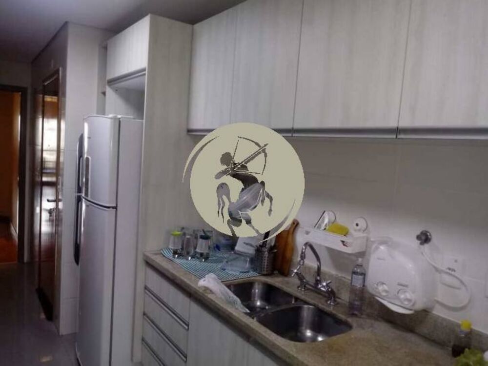 Apartamento à venda com 3 quartos, 150m² - Foto 10
