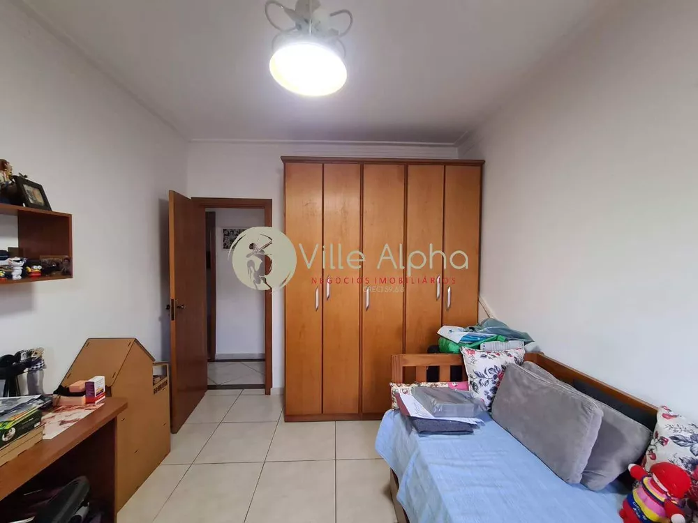 Apartamento à venda com 3 quartos, 150m² - Foto 4