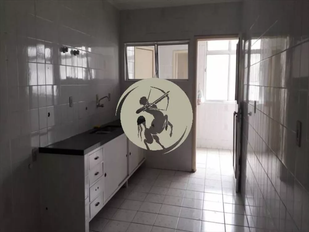 Apartamento à venda com 3 quartos, 140m² - Foto 1