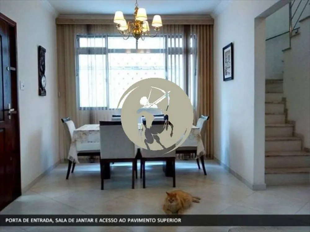 Casa, 4 quartos, 180 m² - Foto 1