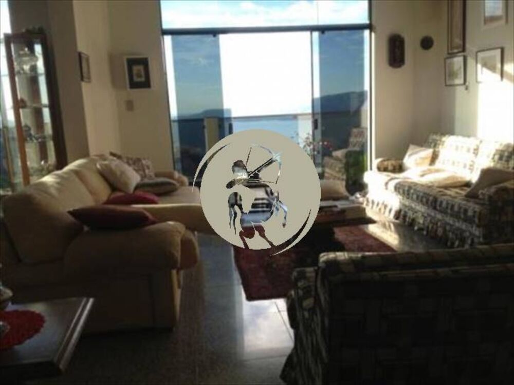 Casa à venda com 6 quartos, 733m² - Foto 4