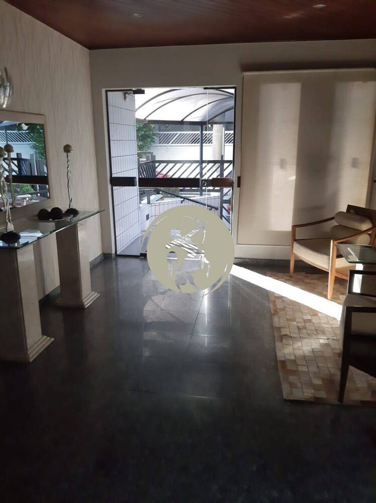 Apartamento à venda com 3 quartos, 130m² - Foto 1