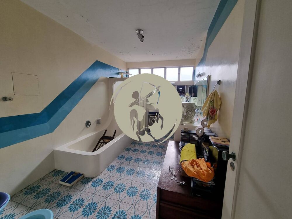 Casa, 4 quartos, 256 m² - Foto 3