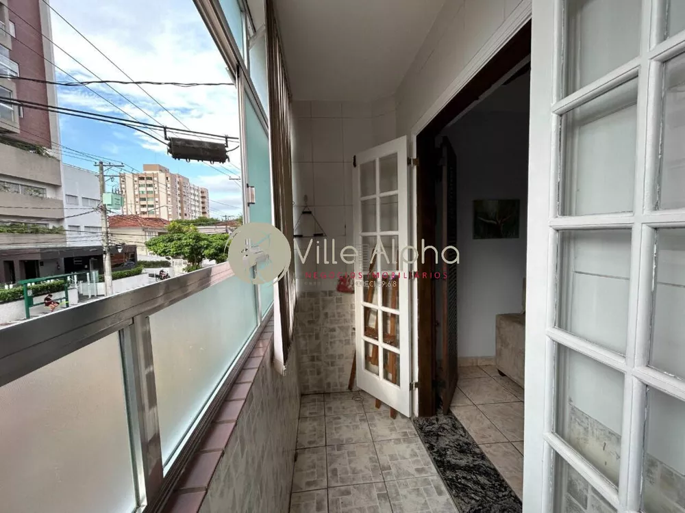 Apartamento à venda com 2 quartos, 72m² - Foto 1