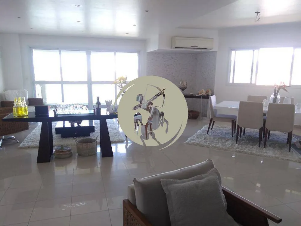 Apartamento, 3 quartos, 199 m² - Foto 1