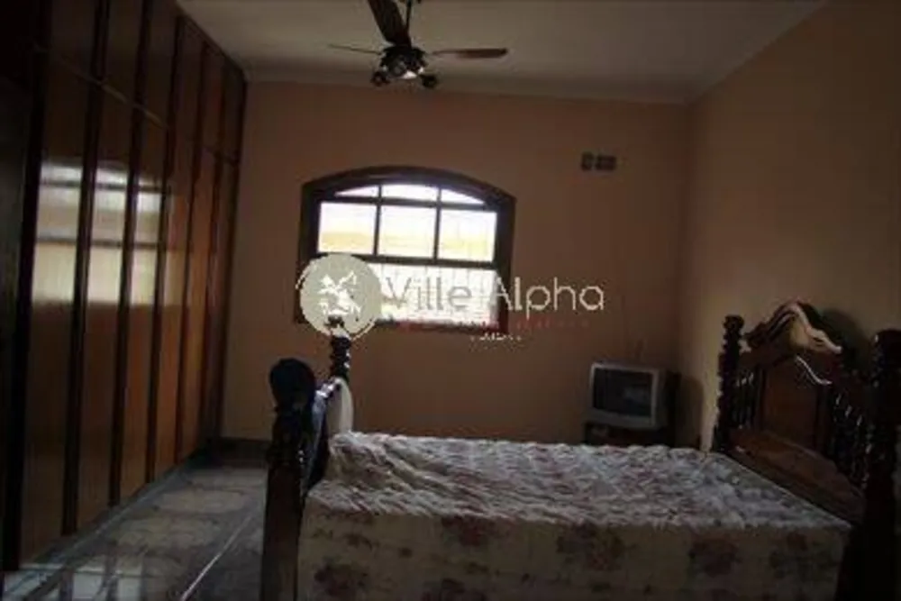 Casa, 5 quartos, 180 m² - Foto 2