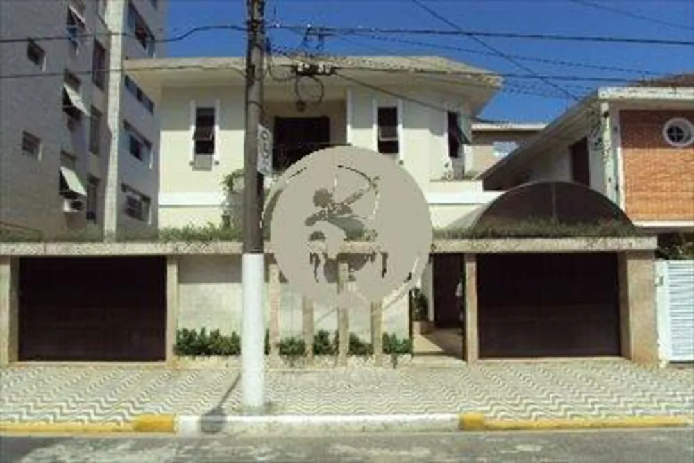 Casa, 3 quartos, 263 m² - Foto 1