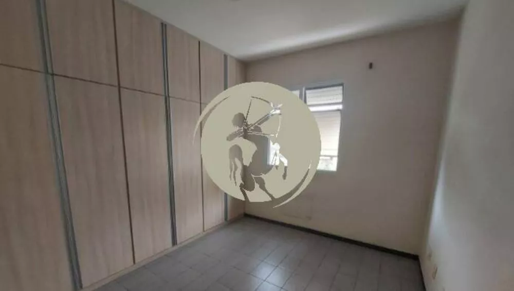 Apartamento à venda com 2 quartos, 75m² - Foto 3