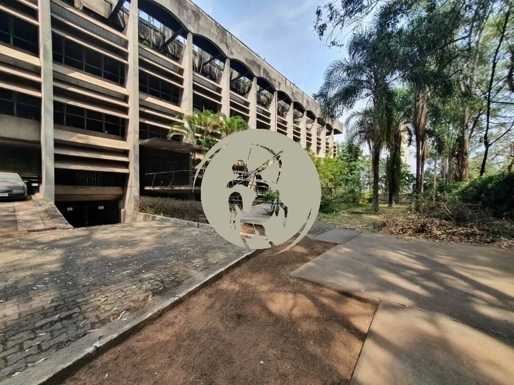 Prédio Inteiro, 13240 m² - Foto 1