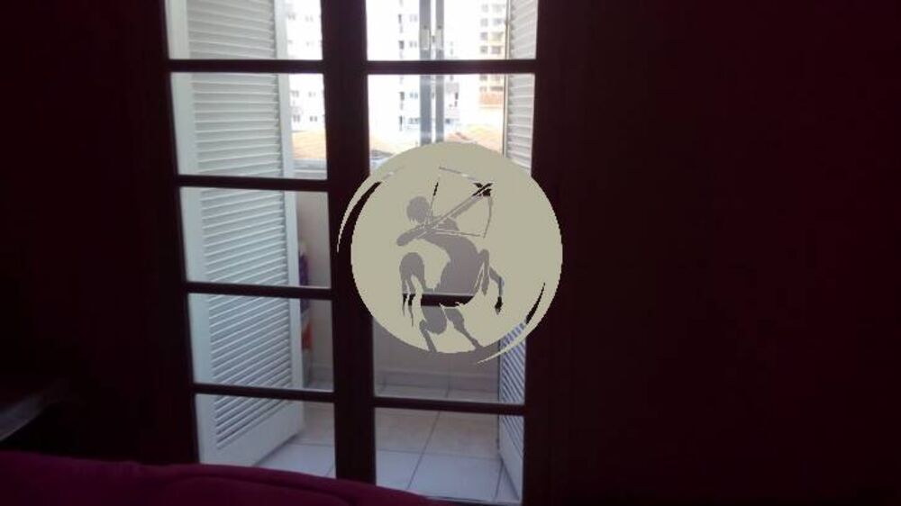 Apartamento à venda com 2 quartos, 75m² - Foto 1