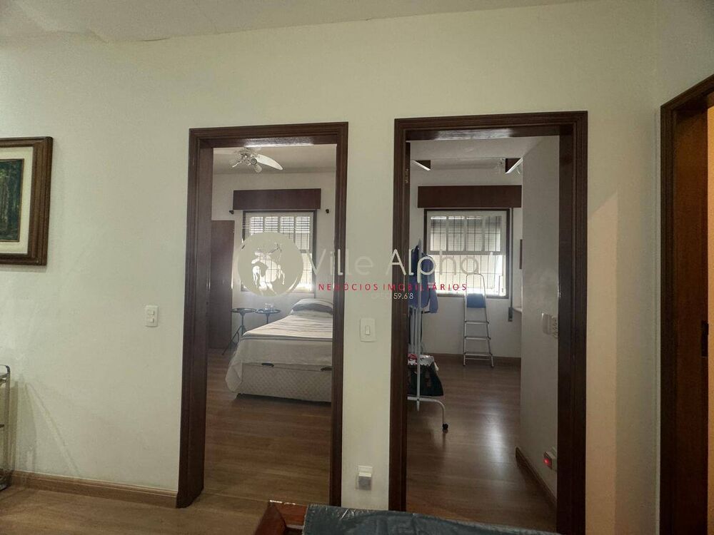 Casa à venda com 3 quartos, 225m² - Foto 4