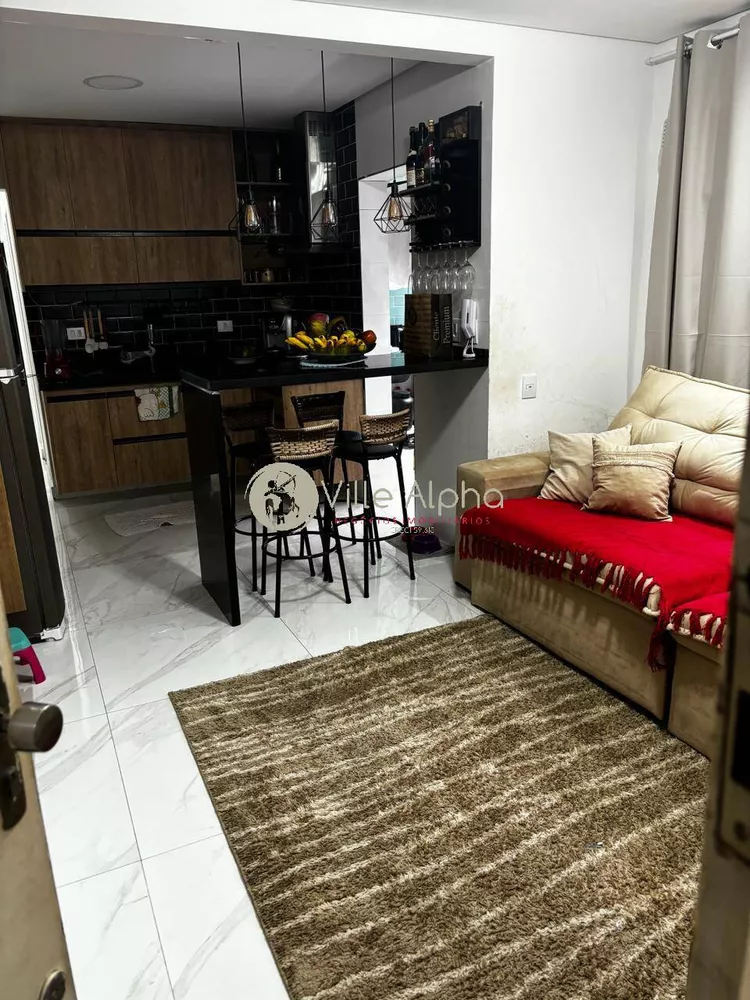 Apartamento à venda com 2 quartos, 70m² - Foto 1