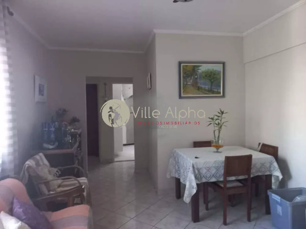 Apartamento à venda com 2 quartos, 70m² - Foto 4