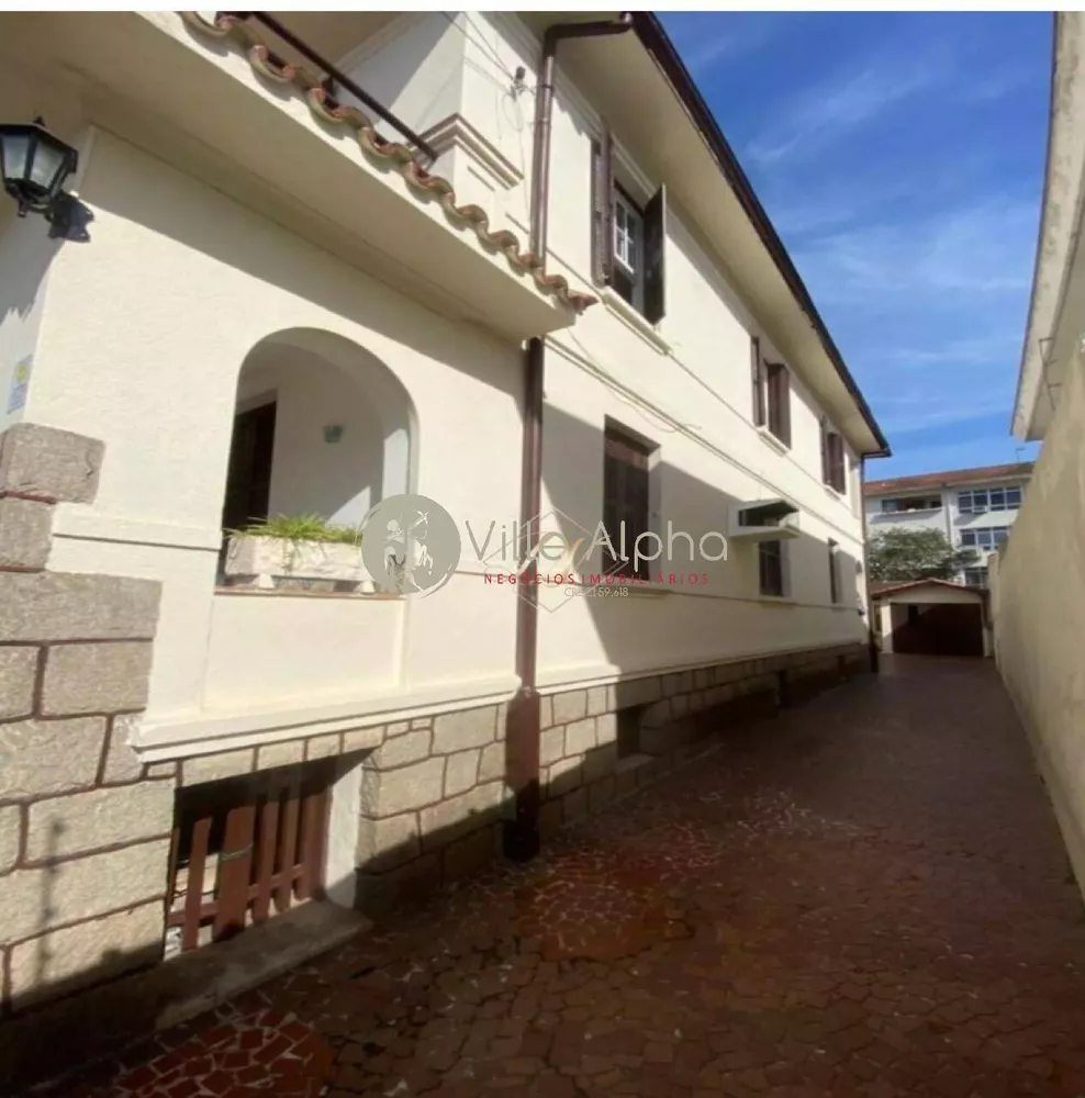 Casa à venda com 3 quartos, 200m² - Foto 2