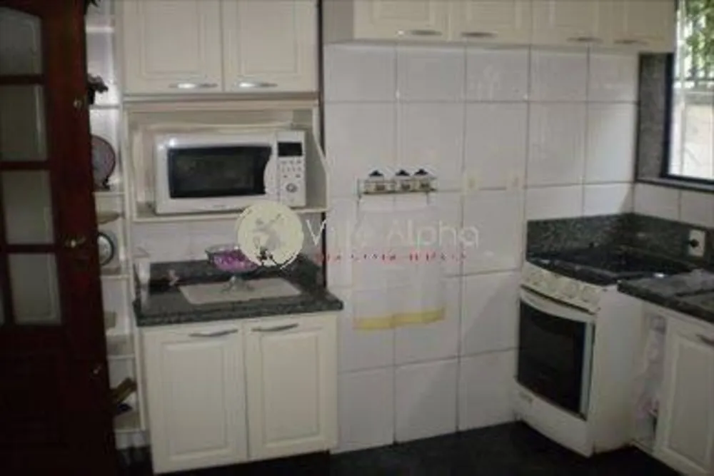 Casa, 3 quartos, 240 m² - Foto 15