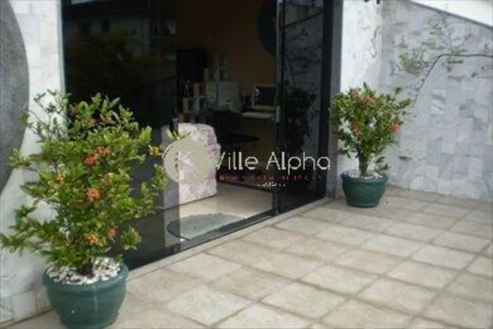 Casa, 3 quartos, 240 m² - Foto 1
