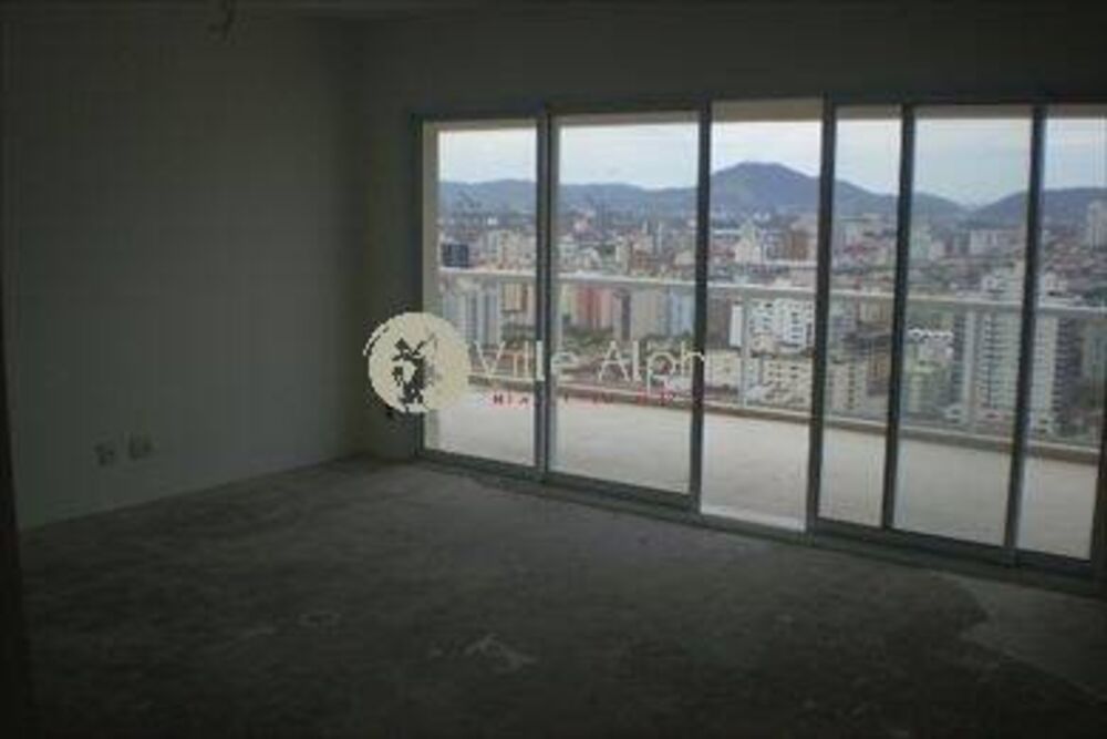 Apartamento à venda com 3 quartos, 155m² - Foto 2