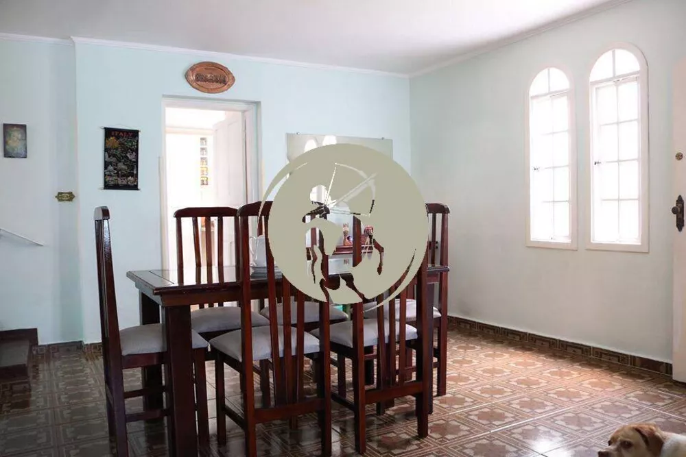 Casa à venda com 3 quartos, 200m² - Foto 4