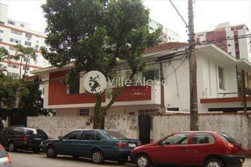 Casa à venda e aluguel com 8 quartos, 290m² - Foto 4