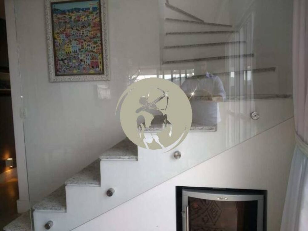 Apartamento à venda com 3 quartos, 206m² - Foto 4