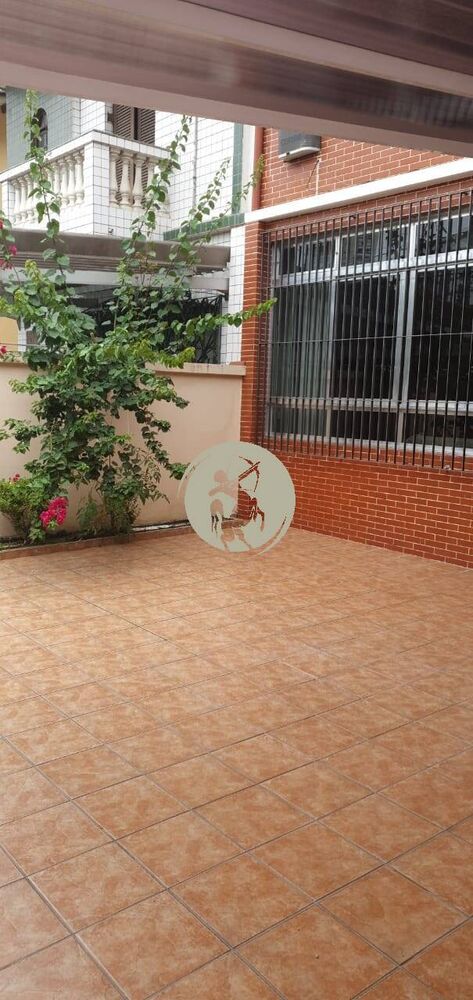 Casa à venda com 2 quartos, 187m² - Foto 1