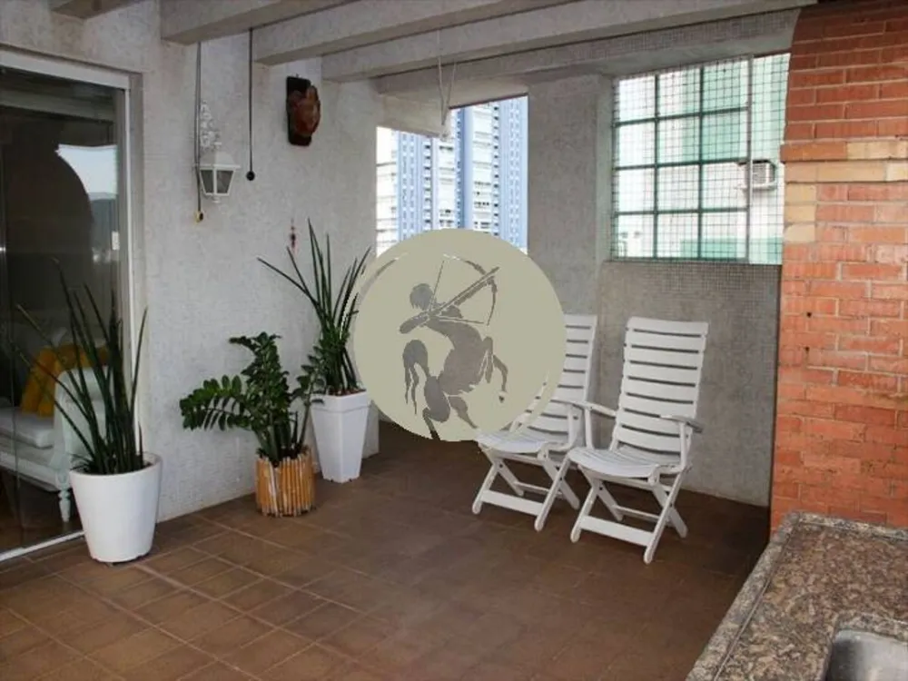 Cobertura, 3 quartos, 218 m² - Foto 5