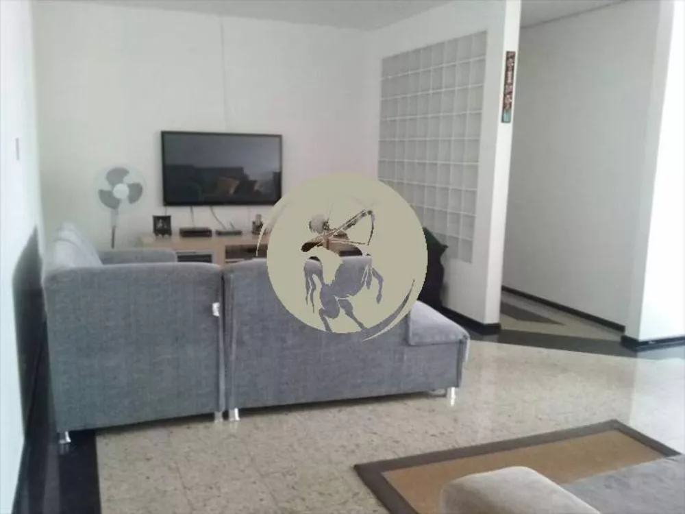 Apartamento à venda com 3 quartos, 147m² - Foto 4