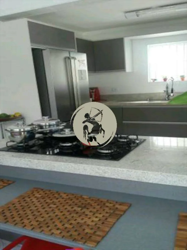 Casa, 3 quartos, 224 m² - Foto 8