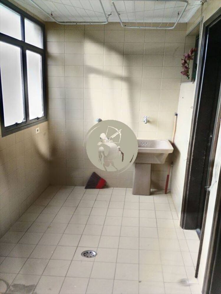 Apartamento à venda e aluguel com 4 quartos, 250m² - Foto 8