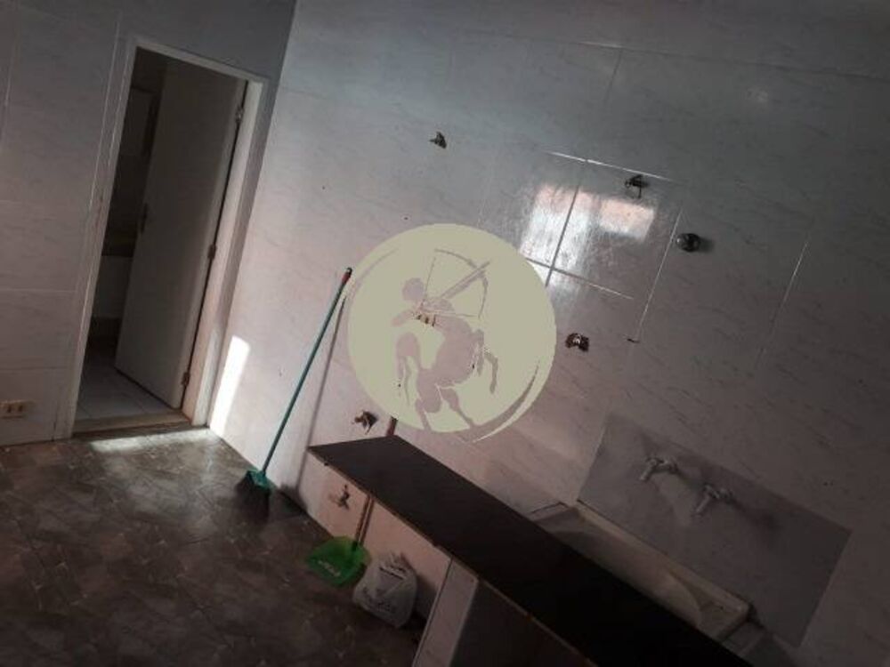 Casa à venda com 2 quartos, 178m² - Foto 11