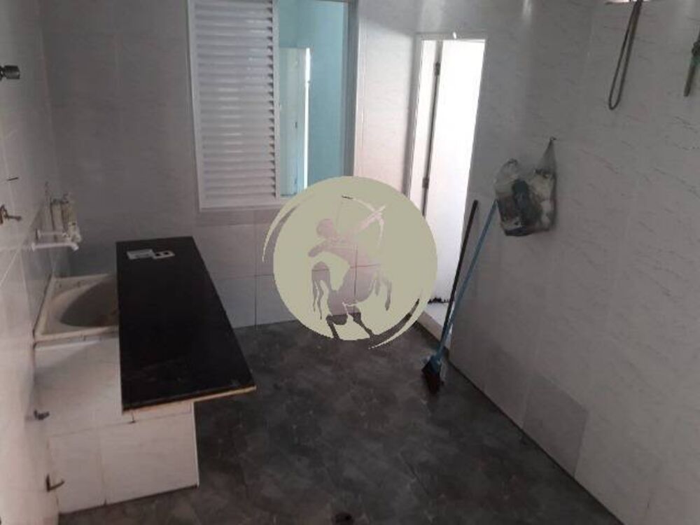 Casa à venda com 2 quartos, 178m² - Foto 12