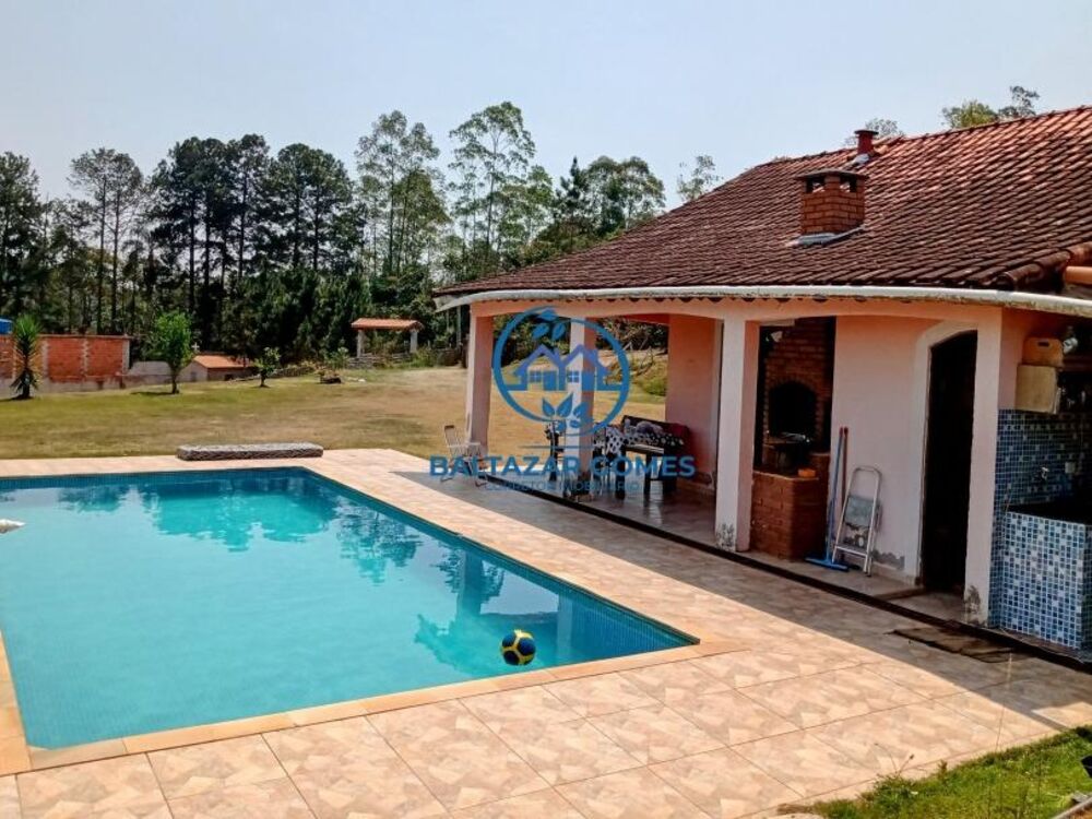 Chácara à venda com 2 quartos, 3200m² - Foto 1