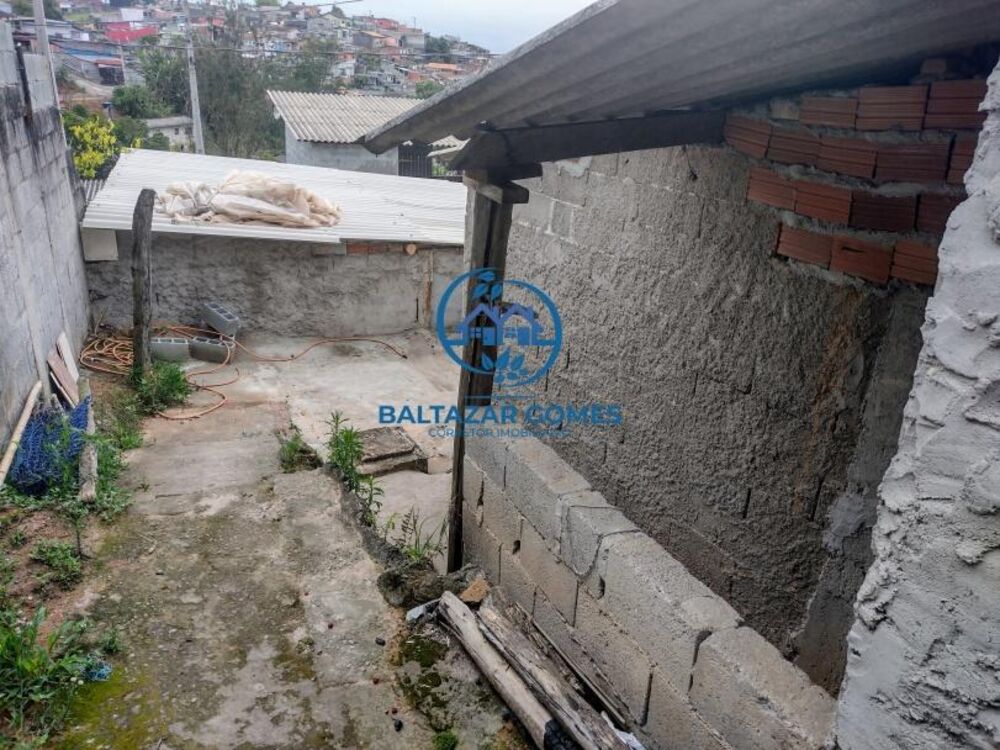 Casa à venda com 2 quartos, 300m² - Foto 9