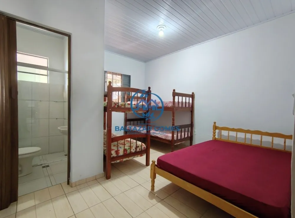 Chácara, 4 quartos, 2300 m² - Foto 4