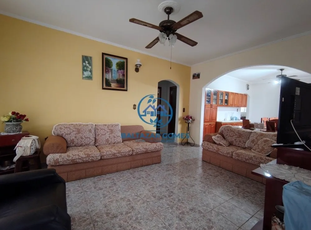 Chácara, 3 quartos, 5000 m² - Foto 1