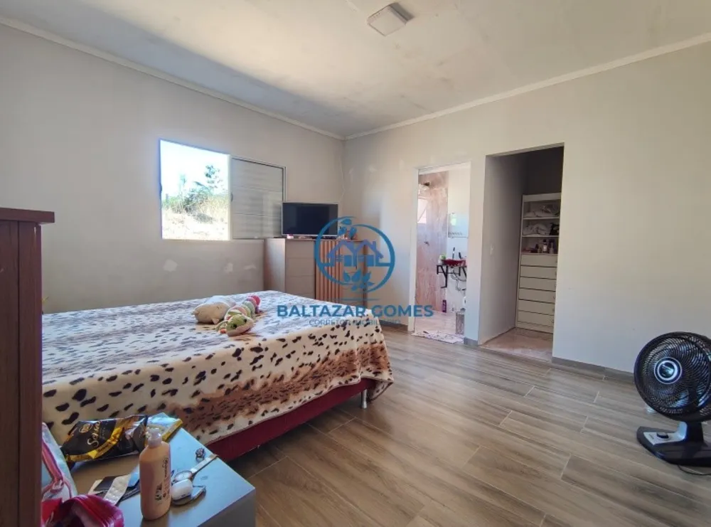 Chácara, 3 quartos, 1000 m² - Foto 4