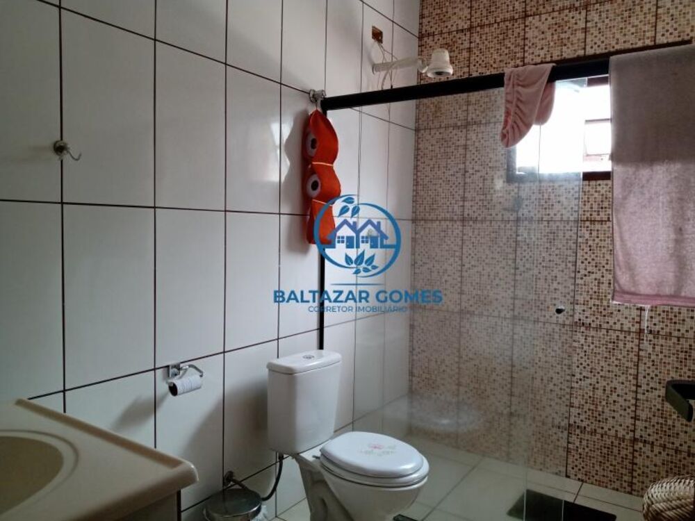Chácara à venda com 3 quartos, 1170m² - Foto 8