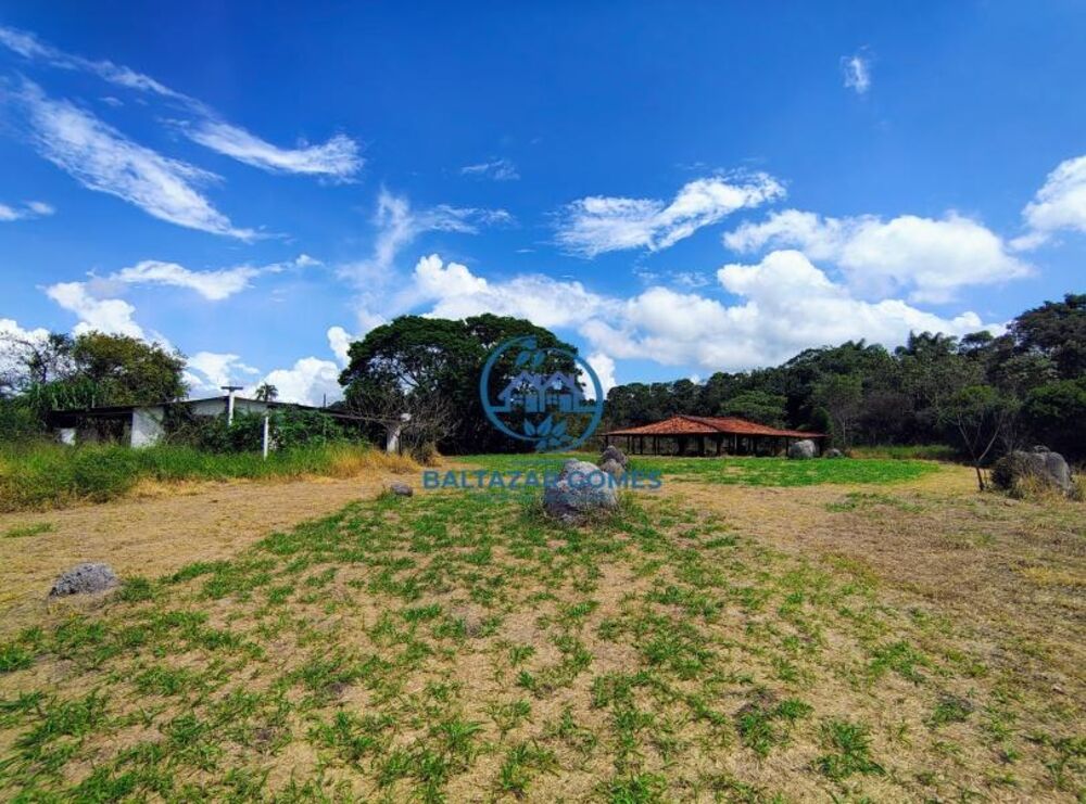 Sítio à venda com 2 quartos, 70000m² - Foto 2