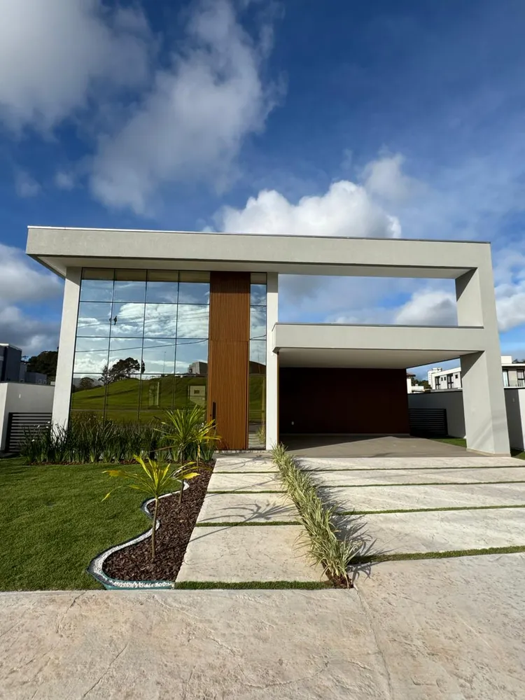Casa, 4 quartos, 231 m² - Foto 1