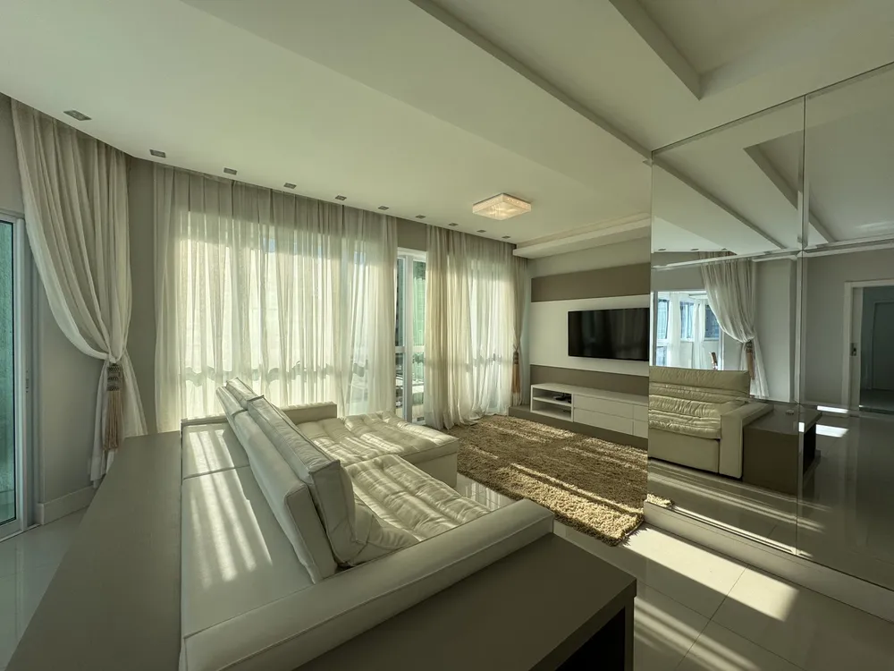 Apartamento, 4 quartos, 210 m² - Foto 2