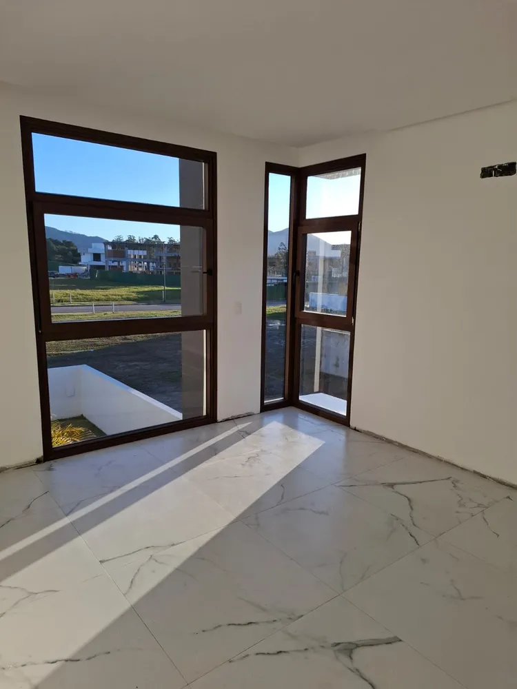 Casa, 3 quartos, 281 m² - Foto 11