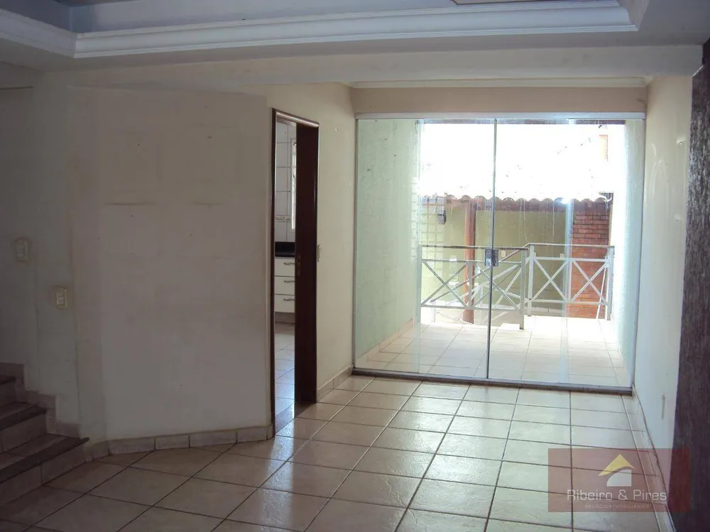 Sobrado, 3 quartos, 200 m² - Foto 3