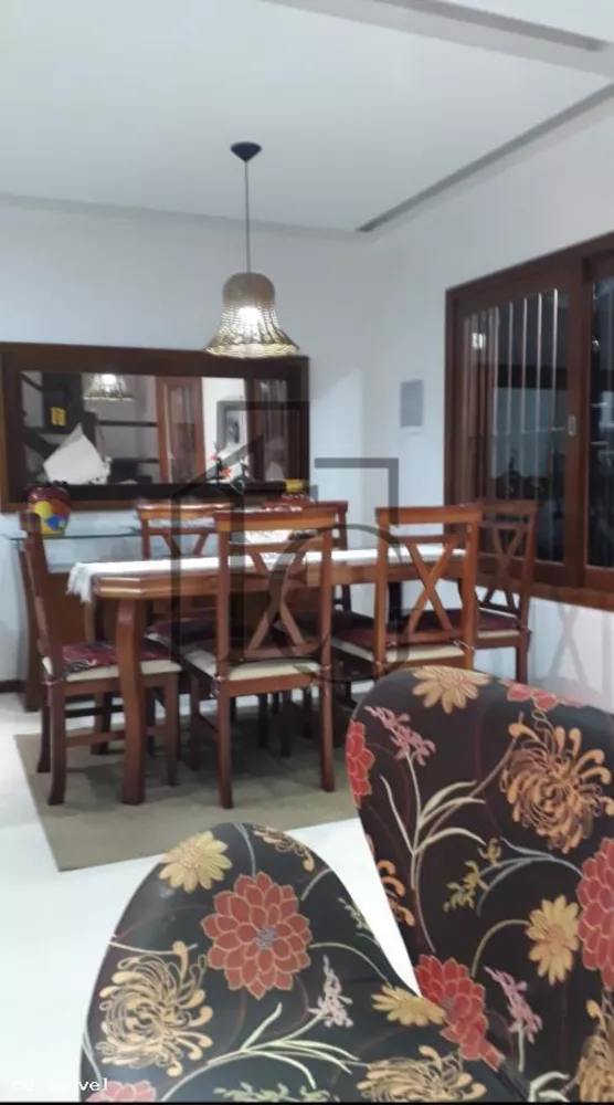 Casa, 5 quartos, 230 m² - Foto 11