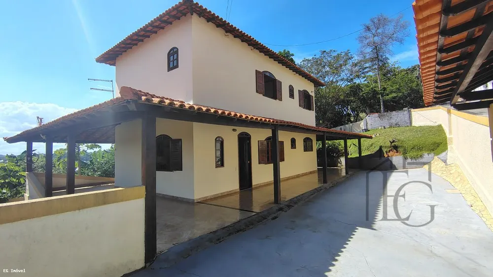 Casa, 3 quartos, 180 m² - Foto 1